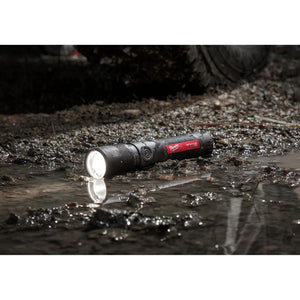 Linterna de enfoque giratorio Redlithium USB 1100L Milwaukee 2161-21