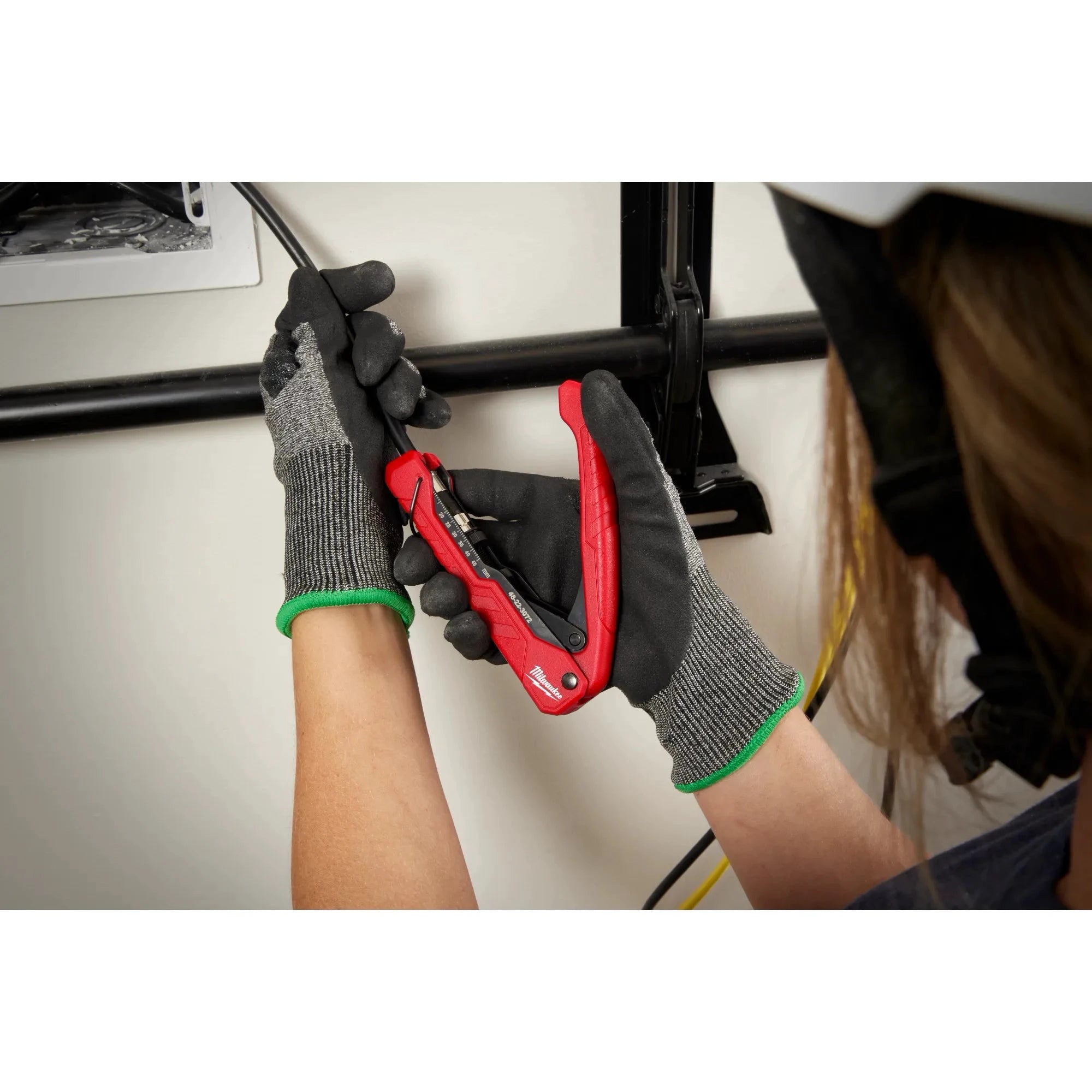 Pinza crimpeadora de compresión coaxial Milwaukee 48-22-3072