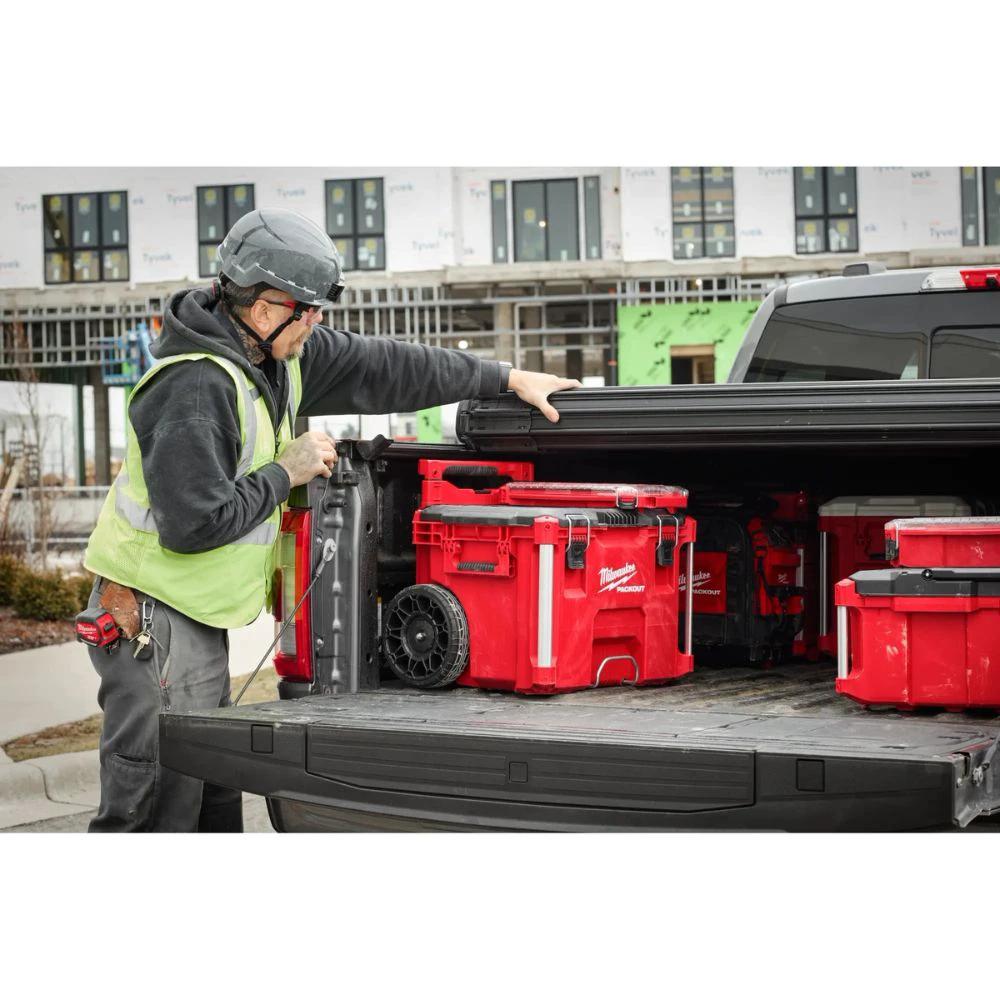 Caja de herramientas con ruedas PACKOUT™ Milwaukee 48-22-8427