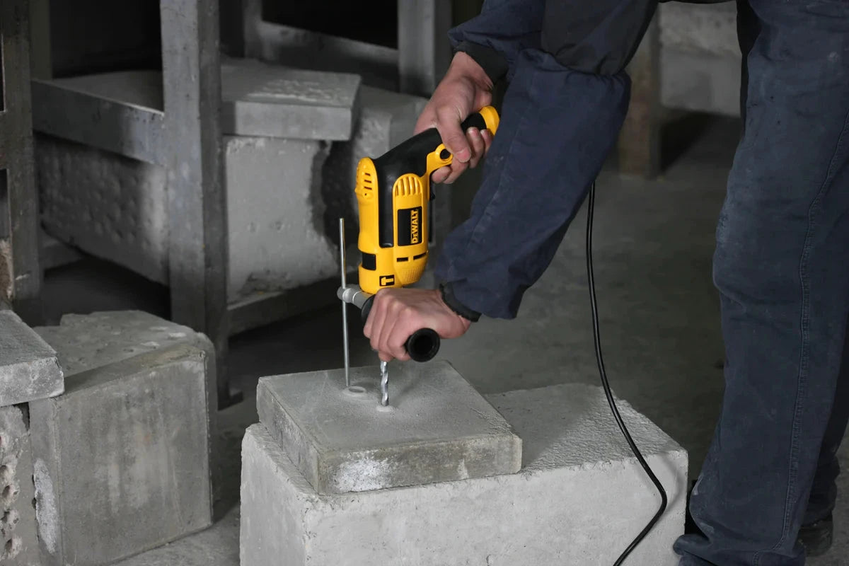 Taladro Rotomartillo 1/2" 710W DeWalt DWD024-B3