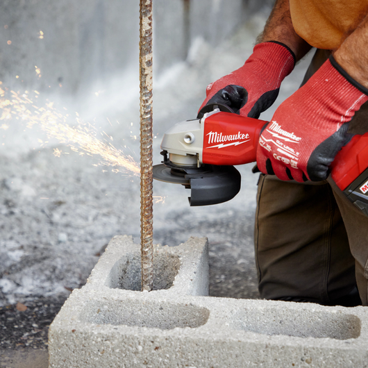 Esmeril m18 brushless de disco 4 1/2 milwaukee® M18™ de corte 4-1/2 a 5 pulgadas 2686-20