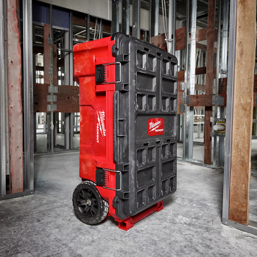 Caja de herramientas con ruedas PACKOUT Milwaukee 48-22-8428