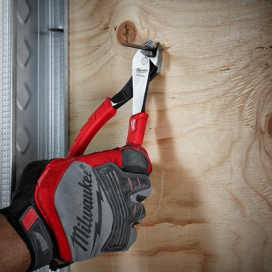 Pinza de corte diagonal con cabeza angulada de 8" Milwaukee 48-22-6128