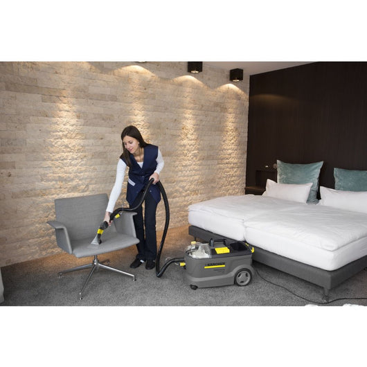 Lava-aspiradora Karcher Puzzi 10/1