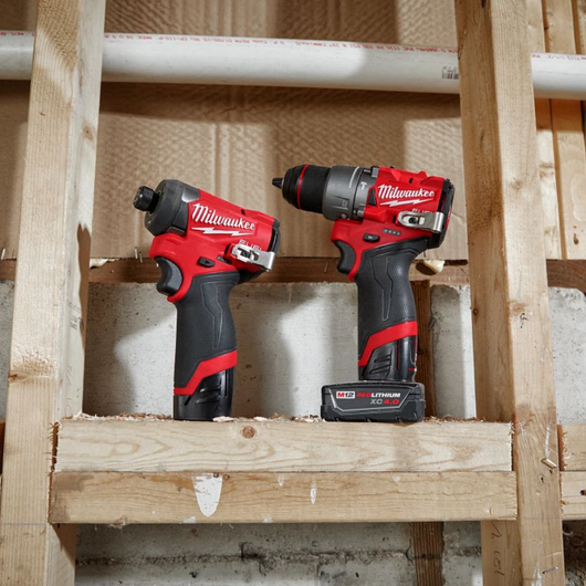 Kit combinado M12 Taladro Percutor/Atornillador de Impacto Milwaukee 3497-22