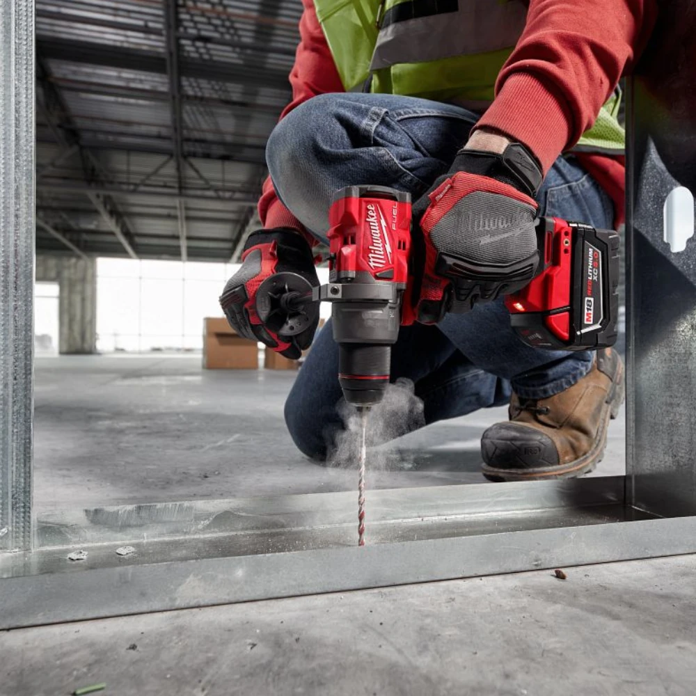 Juego de taladro percutor/atornillador de 1/2" M18 FUEL Milwaukee 2904-22