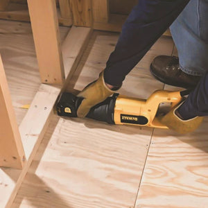 Sierra Sable Dewalt Dwe304